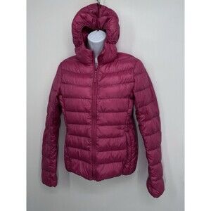 Uniqlo Ultra Light Down Jacket Teen  Size 5/S Pink Hooded Puffer Packable‎